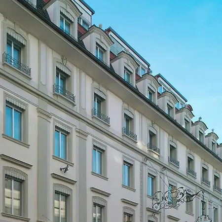 Weisses Kreuz Hotel 4*