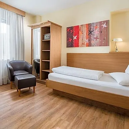 Weisses Kreuz 4* بريجنتس