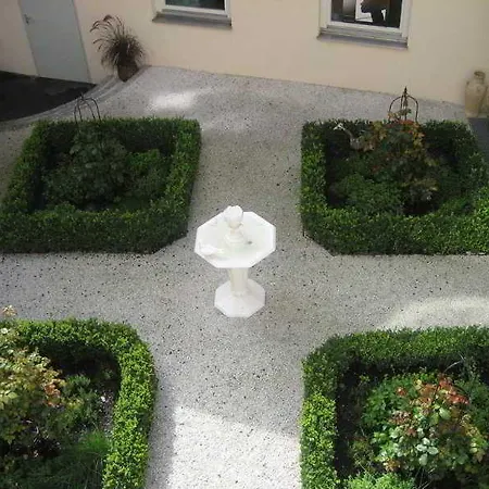 Hotel Weisses Kreuz Brégence