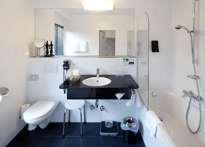 Weisses Kreuz Hotel 4*