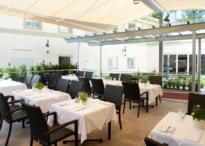 Hotel Weisses Kreuz 4*